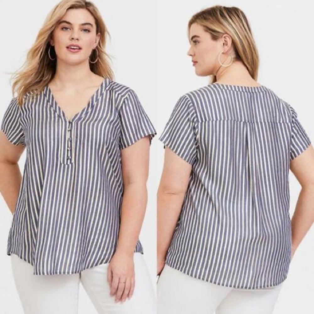 NWT. Torrid Metallic Gold Blue and White Striped Blouse Size 2